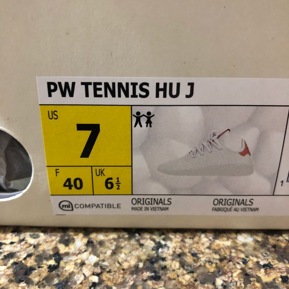 🔥 LAST PAIR 🔥Adidas x Pharrell x Tennis Hu - Picture 8 of 8